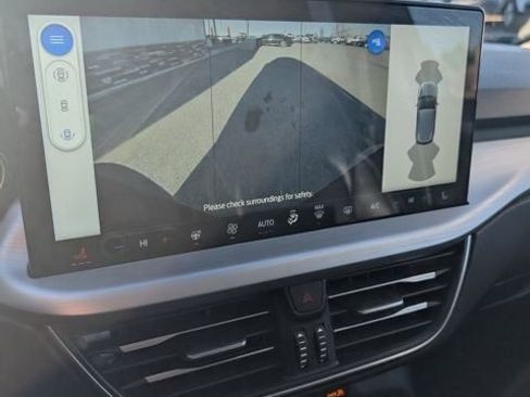 Used 2024 Ford Escape Platinum image 45