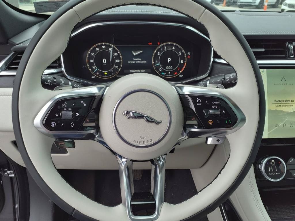 New 2025 Jaguar F-PACE R-Dynamic S AWD/4WD image 15