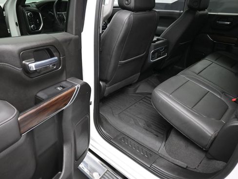 Used 2020 GMC Sierra 1500 SLT image 14