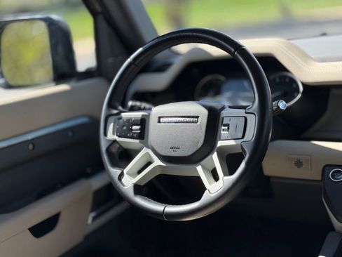 Used 2023 Land Rover Defender 110 SE AWD/4WD image 13