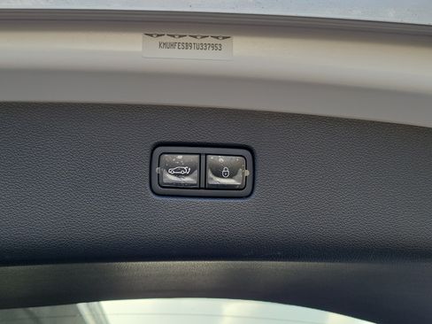Certified 2026 Genesis GV80 2.5T AWD/4WD image 17