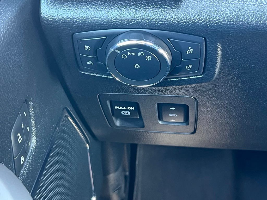 Used 2020 Ford F150 Lariat AWD/4WD image 33
