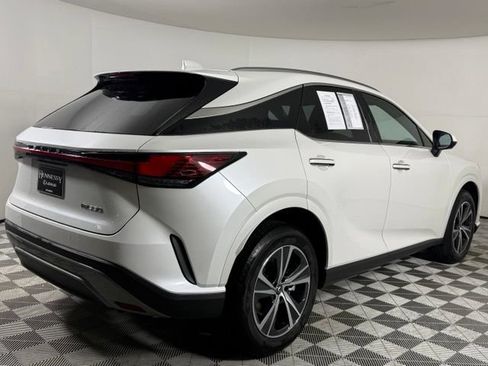 Used 2025 Lexus RX 350 Premium w/ Accessory Package (Z1) FWD image 9