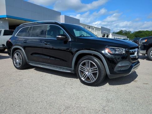 Used 2022 Mercedes-Benz GLS 450 4MATIC image 2