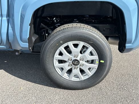 New 2026 Toyota Tacoma SR5 AWD/4WD image 6