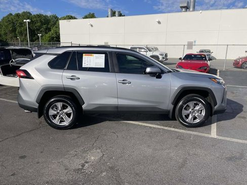 Used 2025 Toyota RAV4 XLE image 12