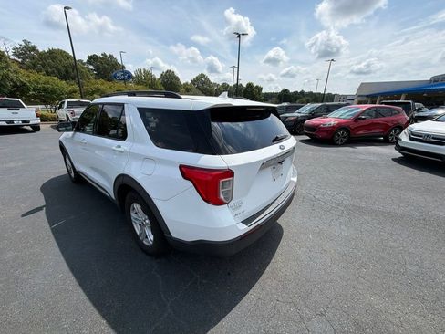 Used 2020 Ford Explorer XLT RWD image 15