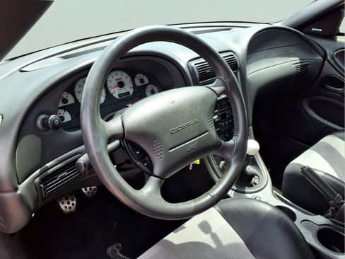 Used 2003 Ford Mustang Cobra RWD image 12