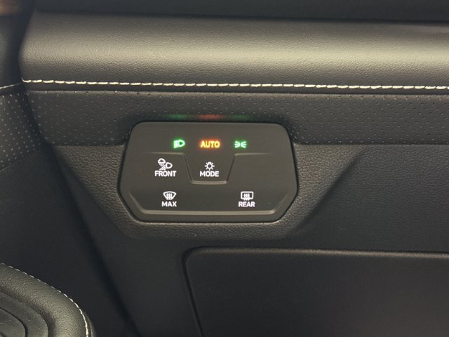 Certified 2026 Volkswagen Atlas SE AWD/4WD image 33