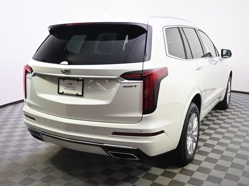 Certified 2023 Cadillac XT6 Luxury AWD/4WD image 6