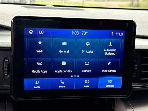 Used 2024 Ford Explorer XLT image 26