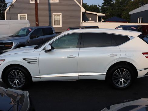 Used 2025 Genesis GV80 2.5T Standard AWD/4WD image 2