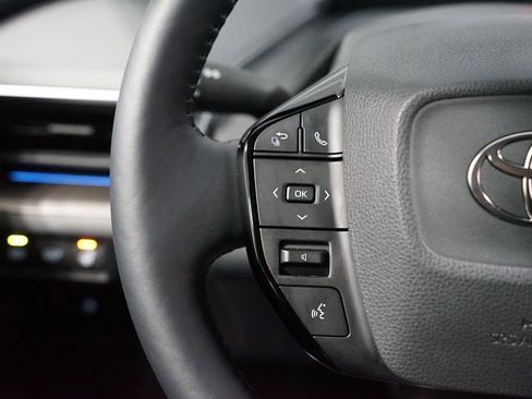 Certified 2025 Toyota Prius image 14