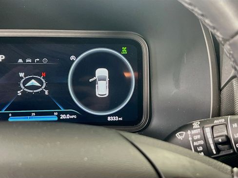 Used 2023 Hyundai Kona Limited AWD/4WD image 12