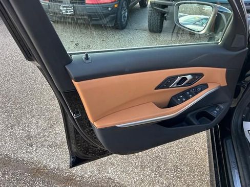 Used 2025 BMW 330i 330i image 10