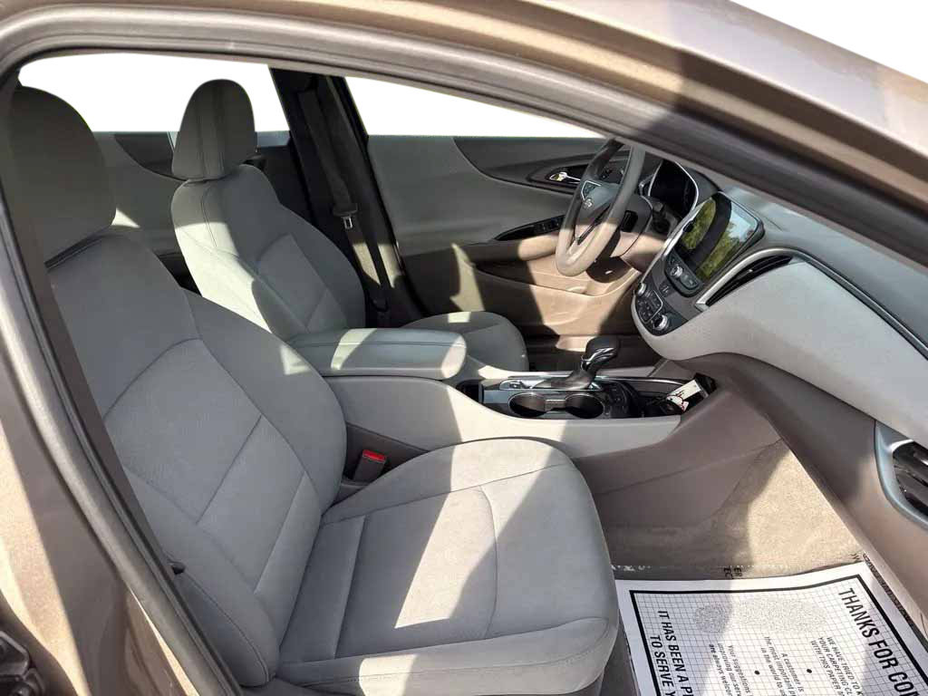 Used 2024 Chevrolet Malibu LT FWD image 15