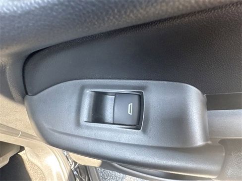 Used 2022 Chevrolet TrailBlazer RS w/ Convenience Package image 28