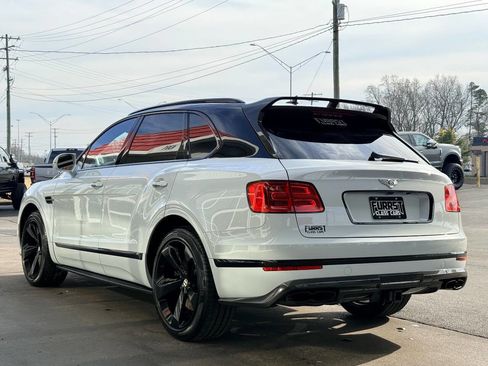 Used 2019 Bentley Bentayga image 5