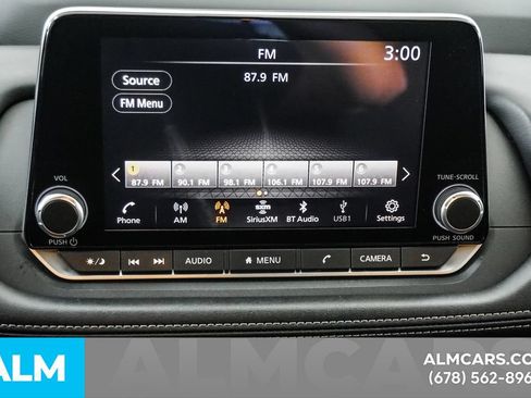 Used 2024 Nissan Rogue SV FWD image 37