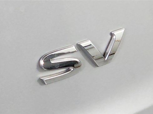 Used 2023 Nissan Rogue SV FWD image 18