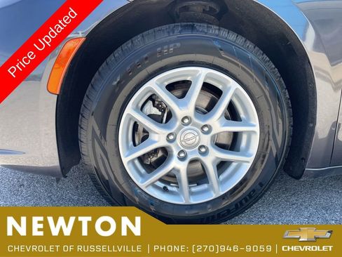 Used 2022 Chrysler Pacifica Touring-L FWD image 54