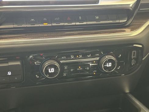 Used 2025 Chevrolet Silverado 1500 RST image 18