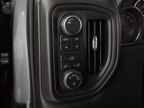 Used 2021 Chevrolet Silverado 1500 Custom Trail Boss w/ Safety Confidence Package image 22