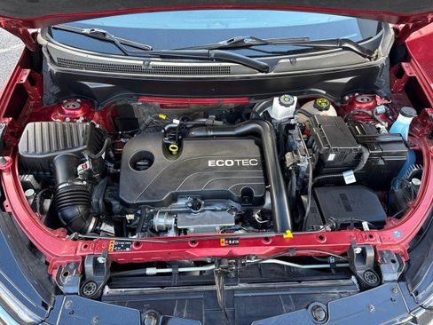 Used 2022 Chevrolet Equinox RS w/ RS Leather Package image 34