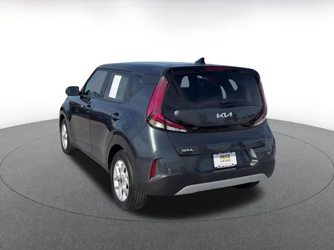 Used 2025 Kia Soul LX w/ LX Technology Package image 11