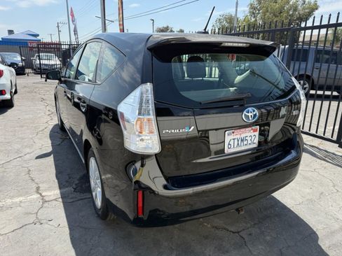Used 2012 Toyota Prius V Three FWD image 6