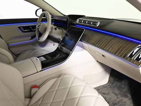 Used 2023 Mercedes-Benz Maybach S 680 4MATIC image 25