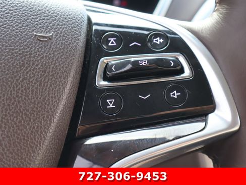 Used 2014 Cadillac SRX Luxury image 25