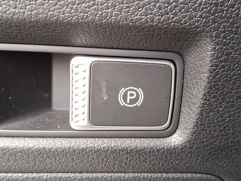 Certified 2023 Hyundai Palisade Limited w/ Cargo Package image 33