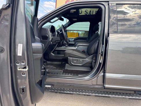 Used 2017 Ford F150 XLT w/ Equipment Group 302A Luxury image 15