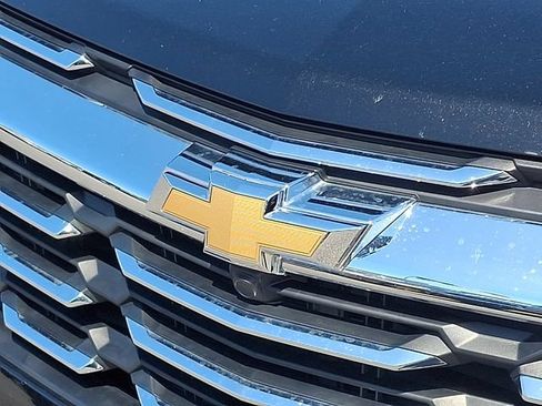 Used 2026 Chevrolet Equinox LT FWD image 28