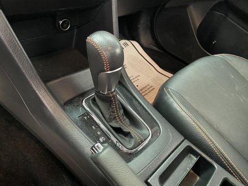 Used 2016 Subaru Crosstrek 2.0i Limited image 21