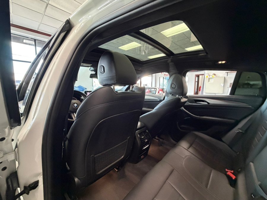 Used 2021 BMW X4 M40i w/ Executive Package AWD/4WD image 37