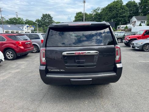 Used 2018 GMC Yukon XL Denali w/ Open Road Package AWD/4WD image 6