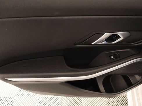 Used 2024 BMW 330i Sedan RWD image 18