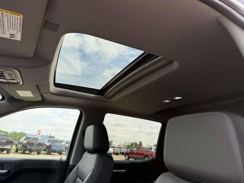 Used 2019 Chevrolet Silverado 1500 LTZ w/ LTZ Premium Package AWD/4WD image 13