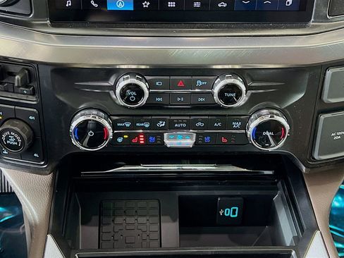 New 2026 Ford F250 King Ranch w/ Tremor Off-Road Package AWD/4WD image 9