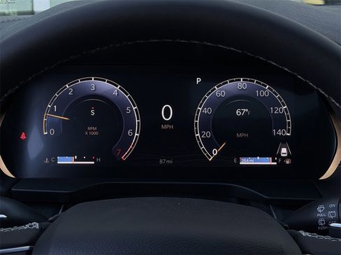 New 2025 Jeep Grand Cherokee L Altitude image 13