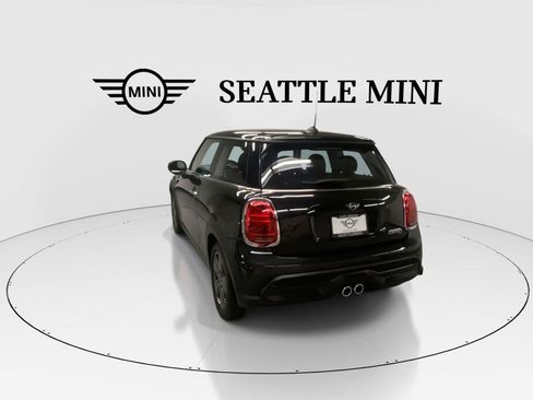 Used 2024 MINI Cooper S FWD image 9