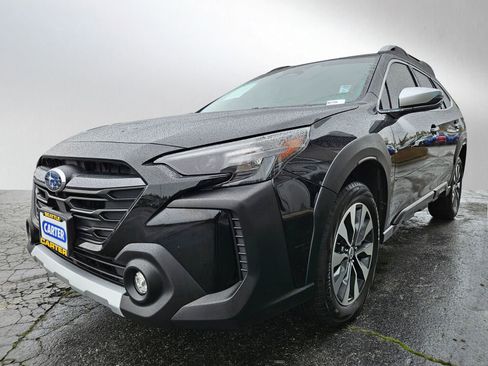 Used 2023 Subaru Outback Touring XT image 7