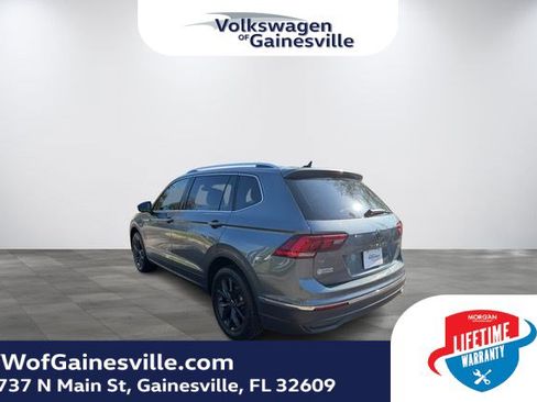 Certified 2024 Volkswagen Tiguan SE AWD/4WD image 4