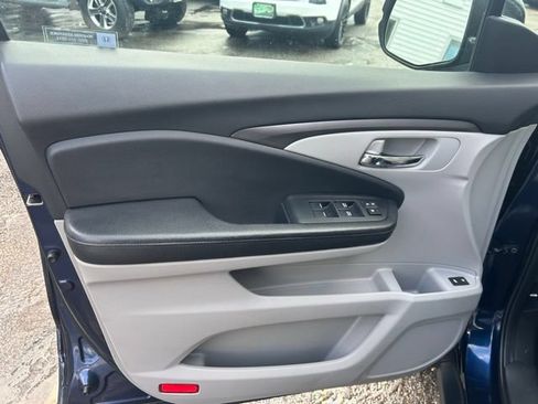 Used 2017 Honda Pilot EX-L image 12