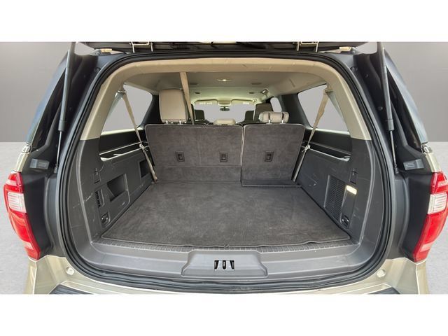 Used 2018 Ford Expedition Max XLT w/ Equipment Group 201A AWD/4WD image 31