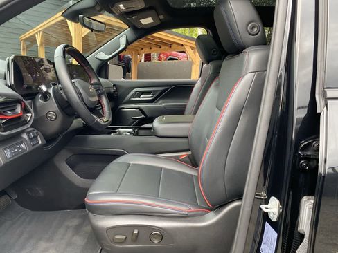 Used 2024 Chevrolet Silverado EV RST AWD/4WD image 13