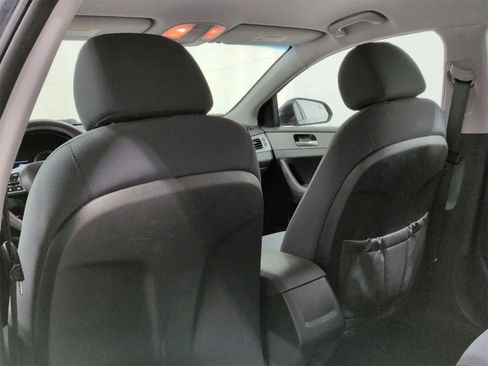 Used 2018 Hyundai Sonata SE image 19