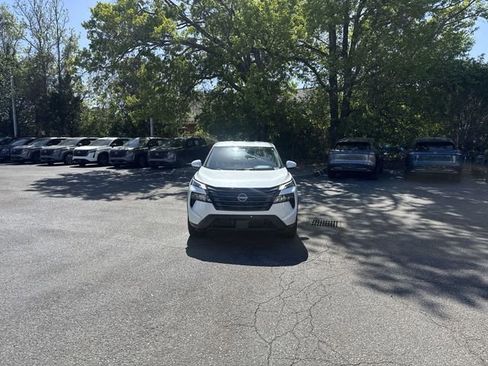 New 2026 Nissan Rogue SV AWD/4WD image 2